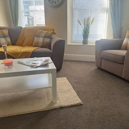 2 Hicks Lane, 1 Apartament *